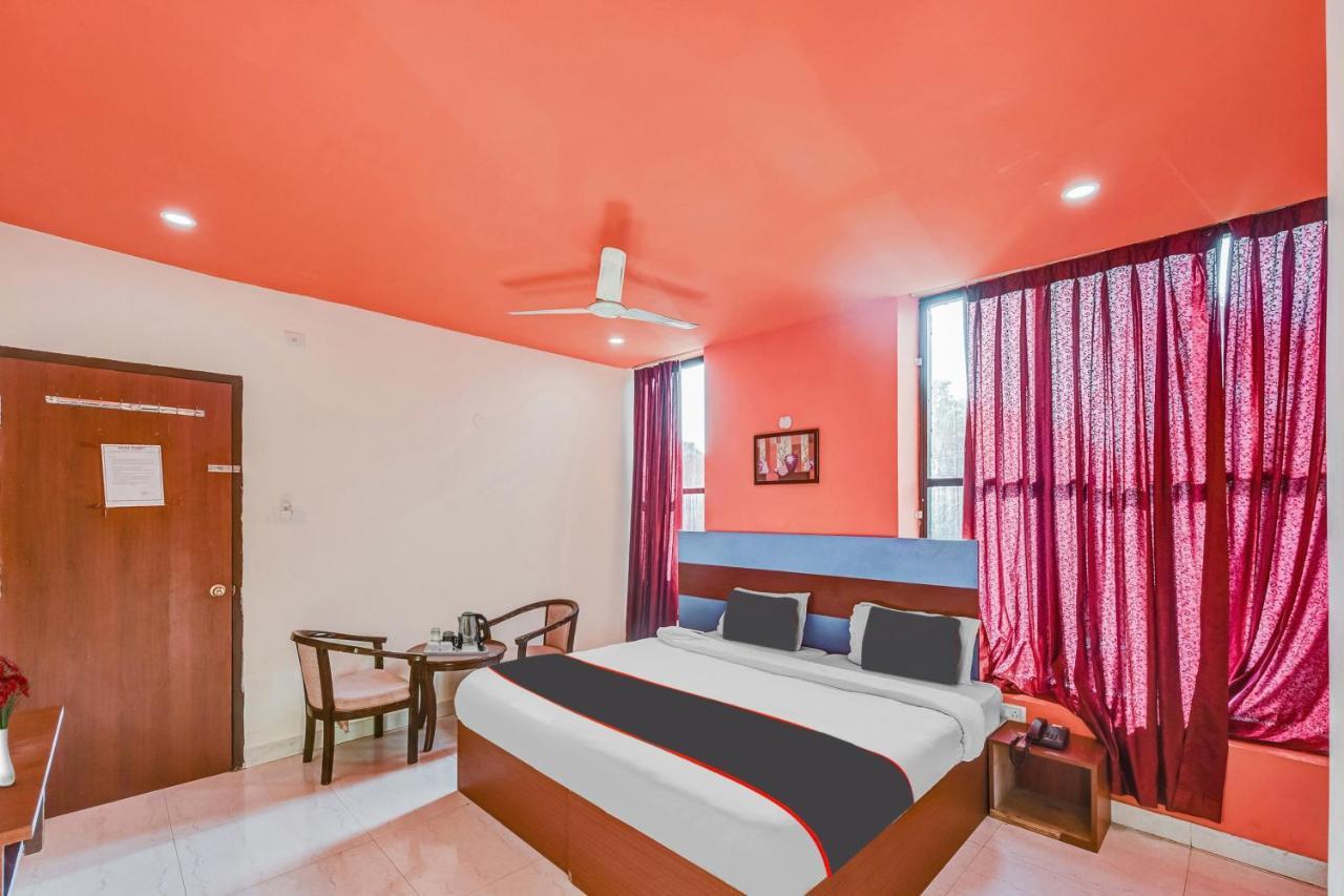 Goroomgo Hotel Planet Bhubaneswar Extérieur photo