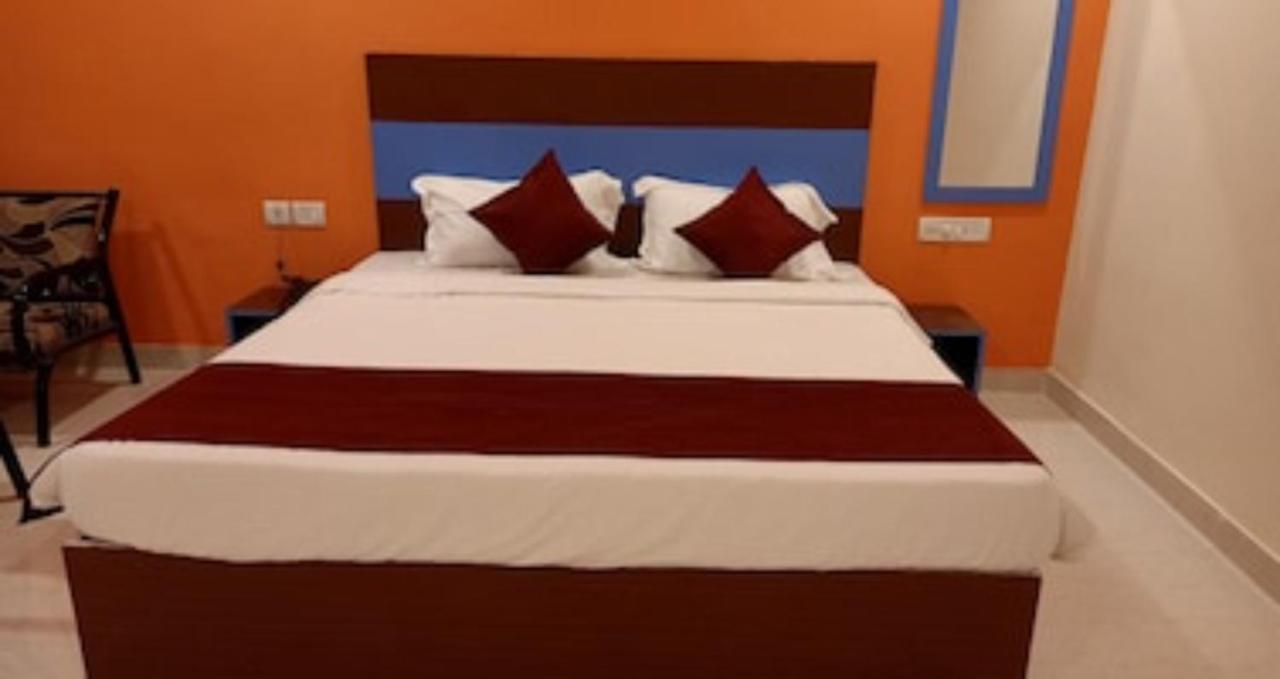 Goroomgo Hotel Planet Bhubaneswar Extérieur photo